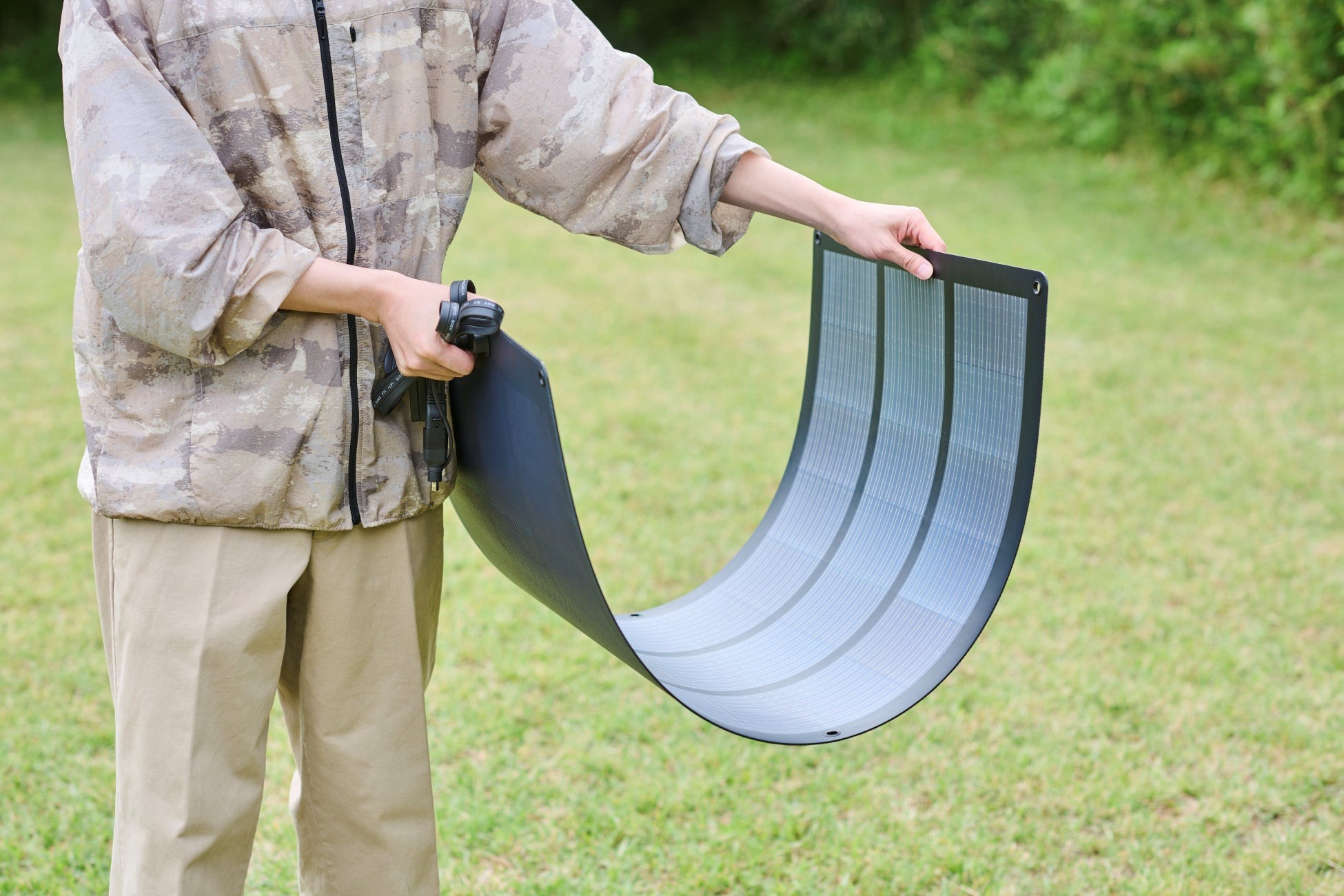 Jackery Solar Saga 100 Light